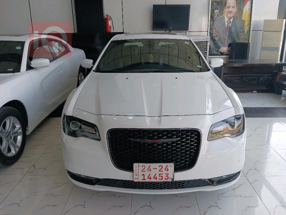 كرايسلر 300